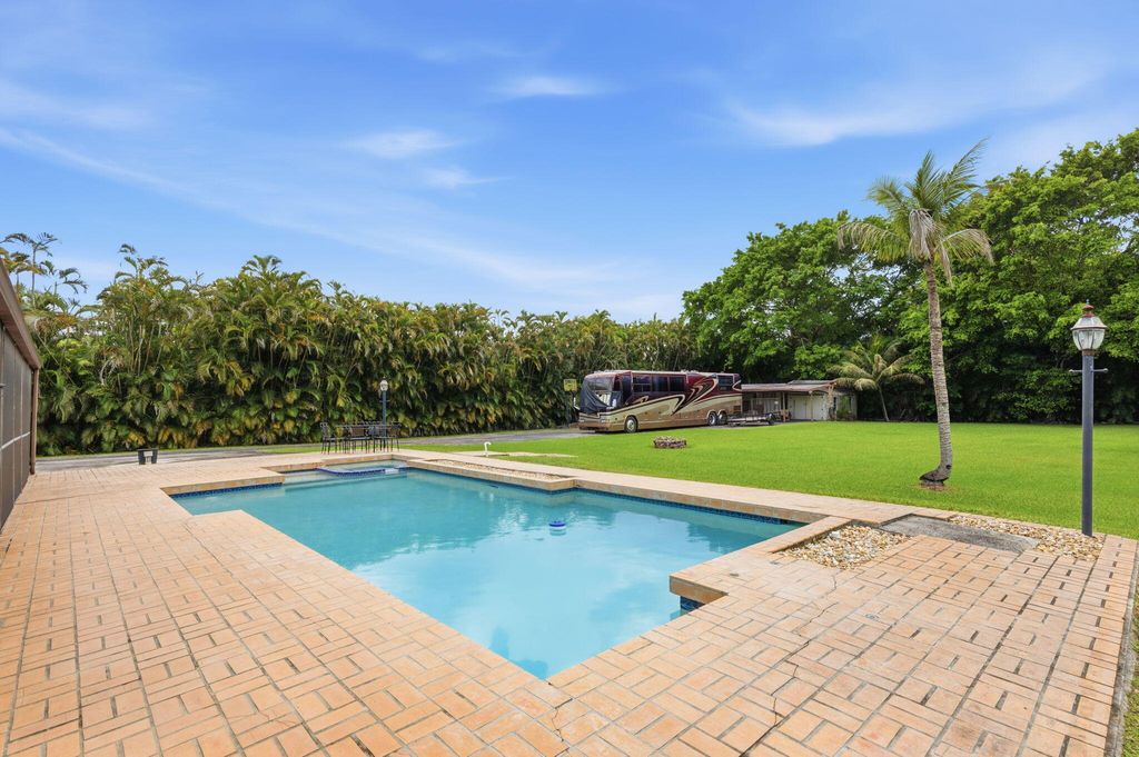 Photo of 5521 SW 160th Avenue, Southwest Ranches, FL 33331 (MLS # B26042071)
