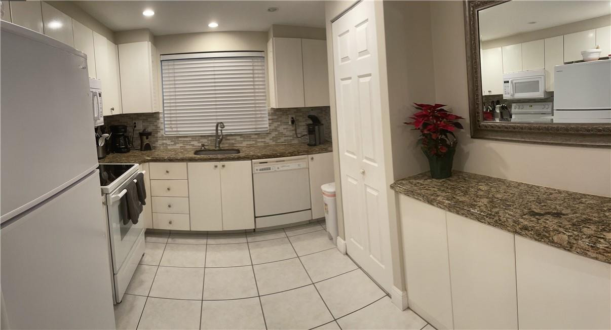 Sunrise Lakes - Residential