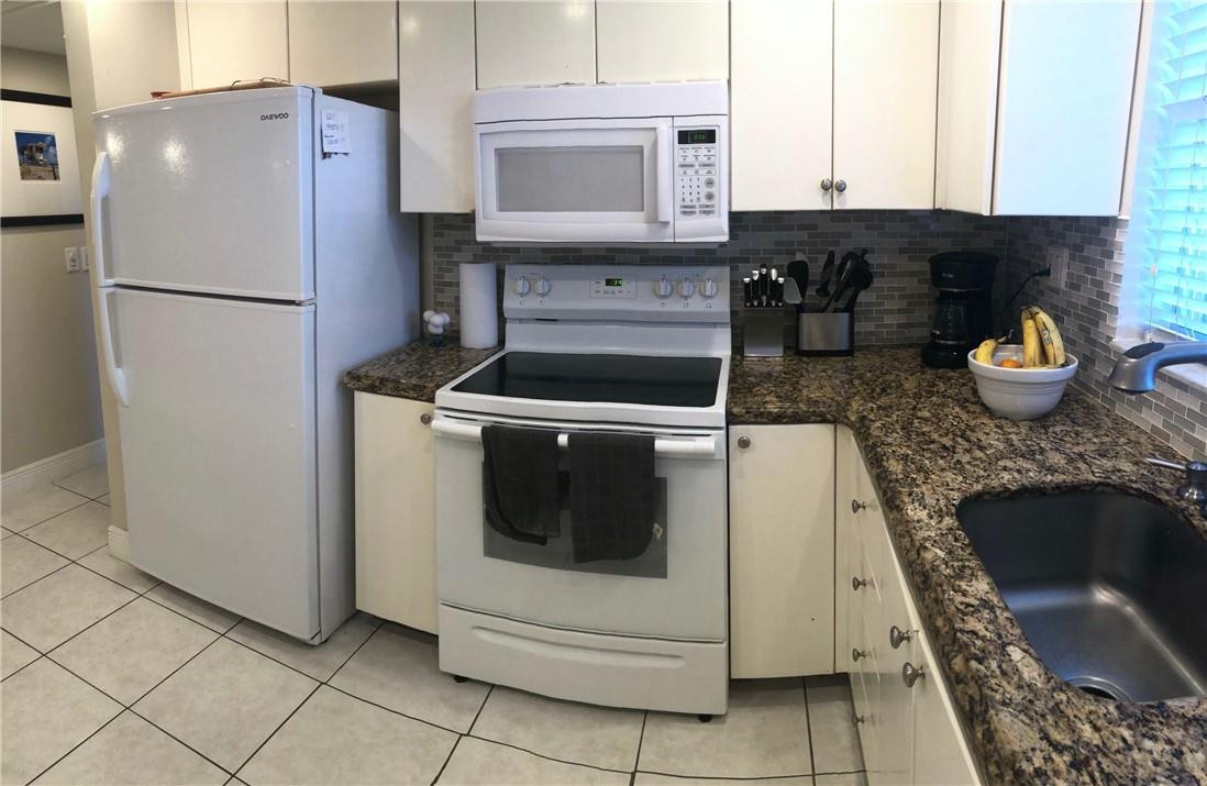 Sunrise Lakes - Residential