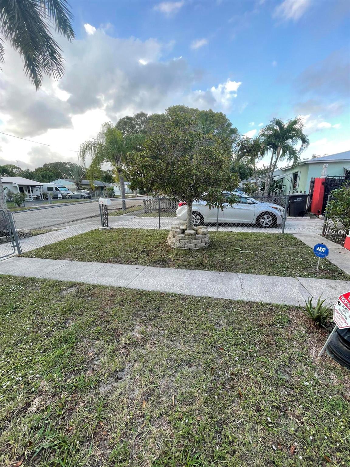 3024 Glenwood Road