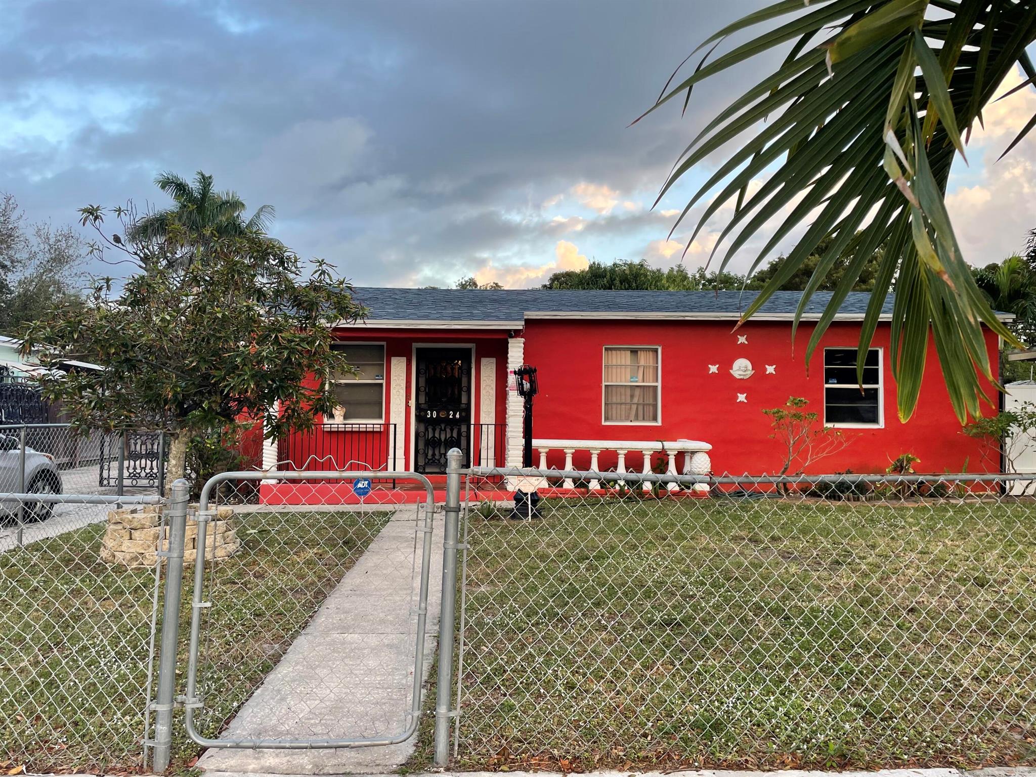 3024 Glenwood Road