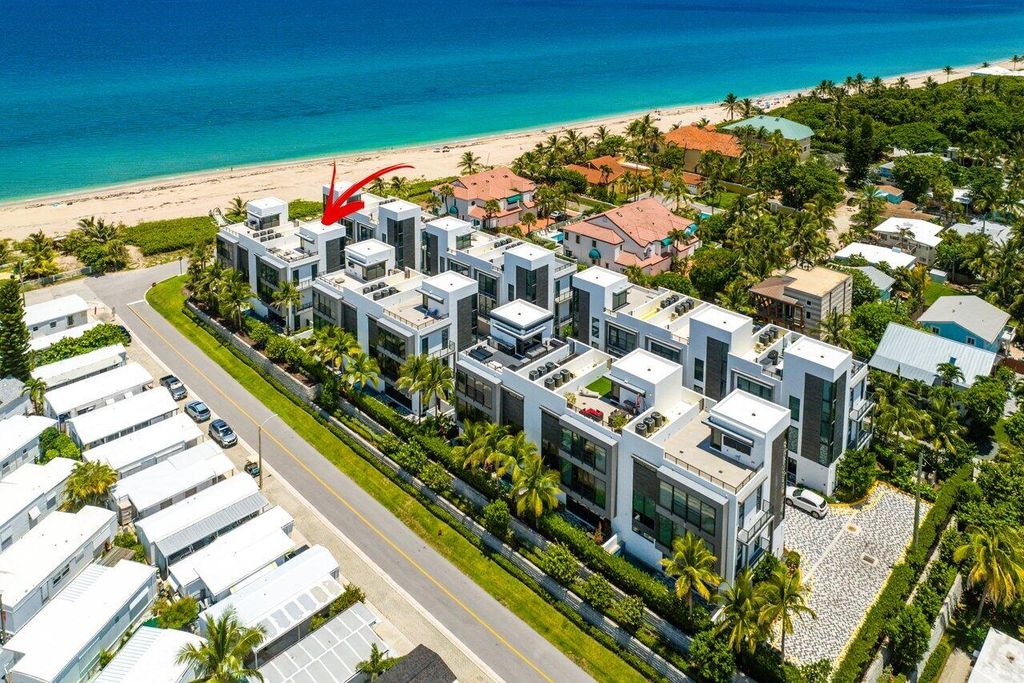 Photo of 11489 Old Ocean Boulevard, Boynton Beach, FL 33435 (MLS # R11003420)