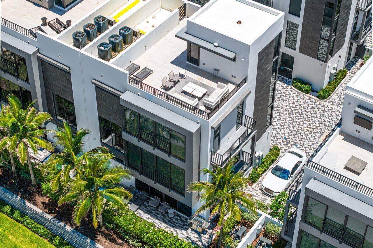 GULF STREAM VIEWS CONDO - Residential