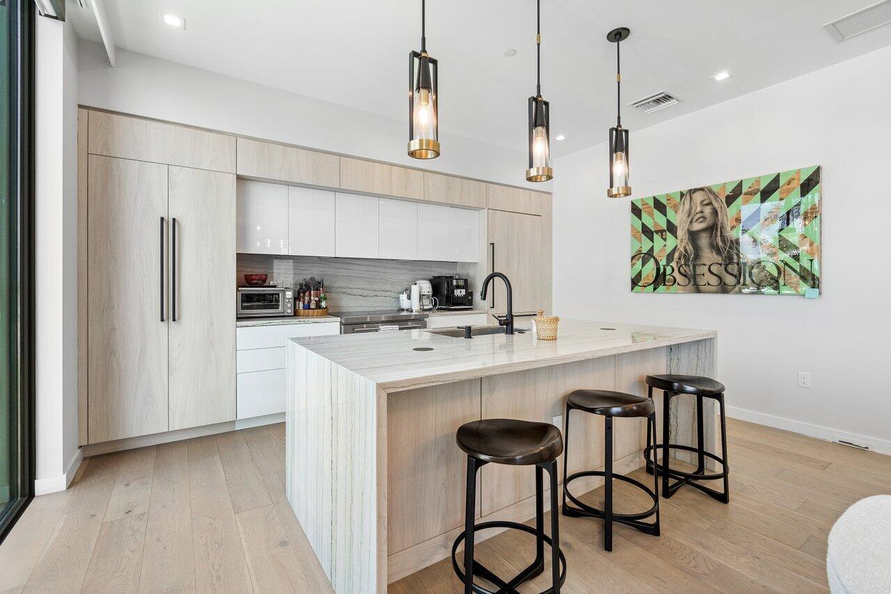 GULF STREAM VIEWS CONDO - Residential