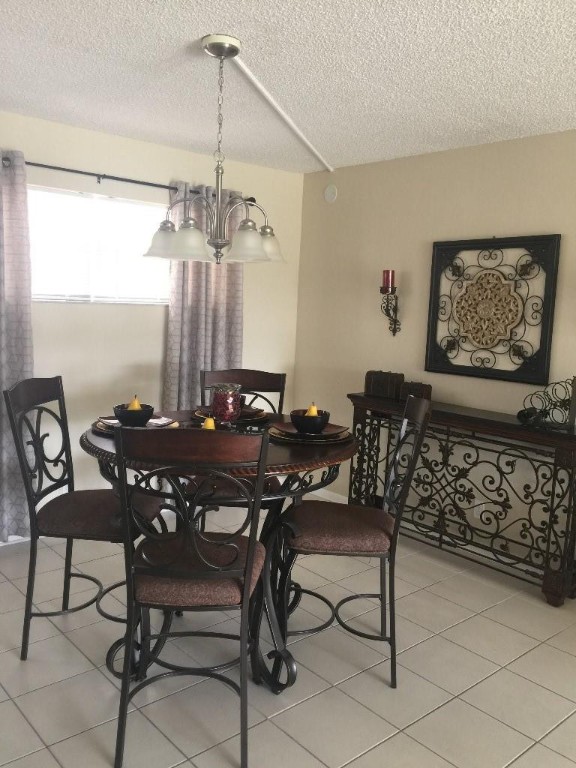 HOLLYBROOK GOLF AND TENNI - Residential