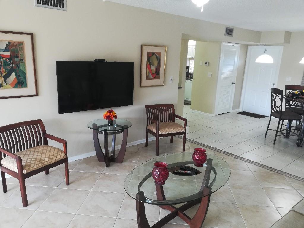 HOLLYBROOK GOLF AND TENNI - Residential