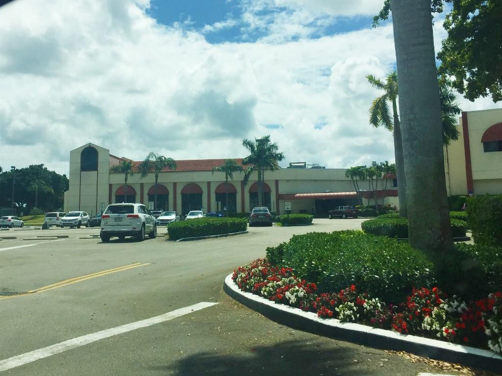 HOLLYBROOK GOLF AND TENNI - Residential