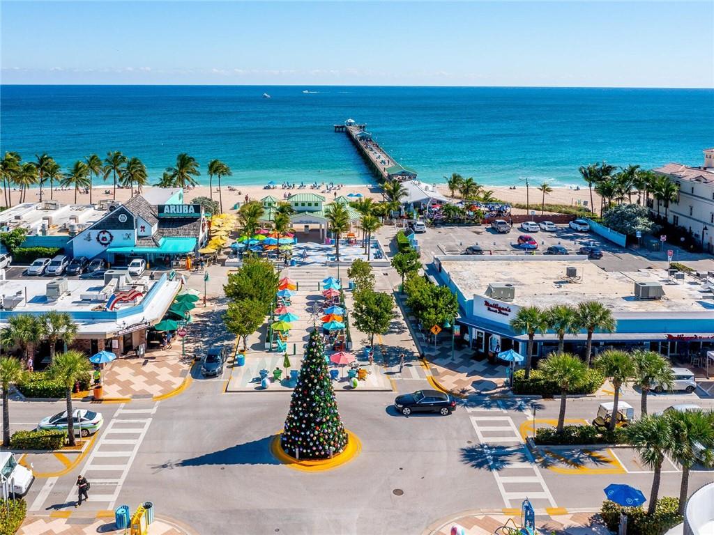 VILLA BY THE SEA - Residential