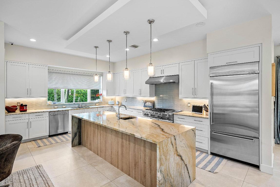 GULFSTREAM ESTATES 2 - Residential