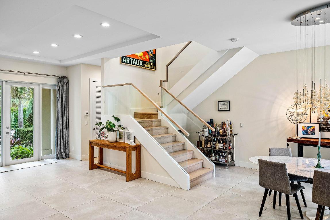 GULFSTREAM ESTATES 2 - Residential