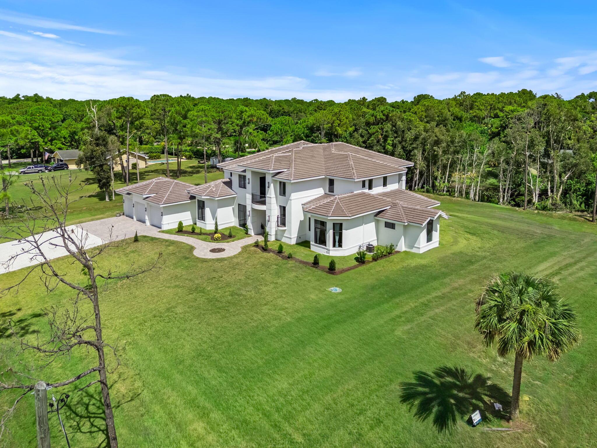 Palm Beach Country Estate - Residential