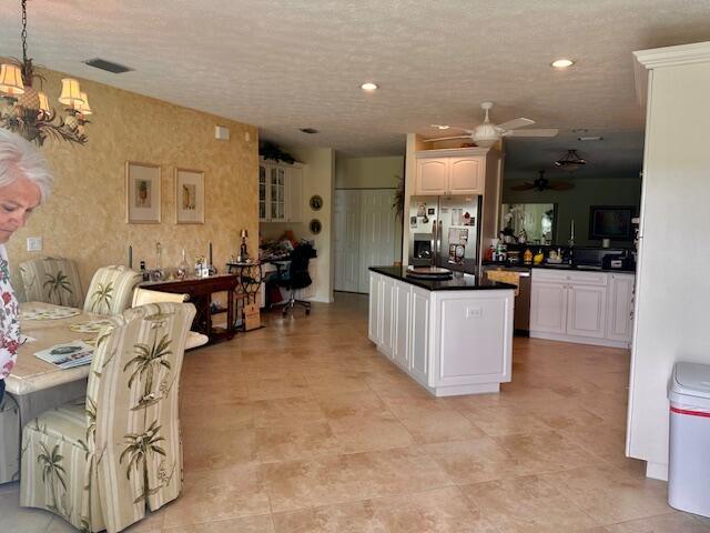 MEADOWS AT PORT ST. LUCIE BUILDINGS B&C - Residential Lease