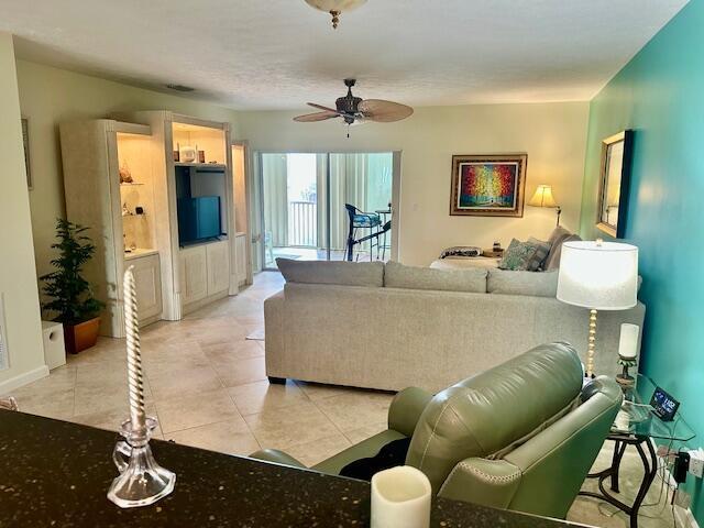 MEADOWS AT PORT ST. LUCIE BUILDINGS B&C - Residential Lease