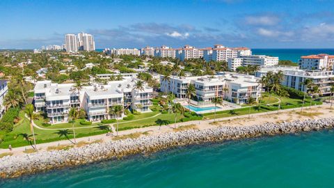 A home in Palm Beach Shores