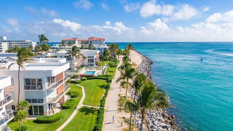 A home in Palm Beach Shores