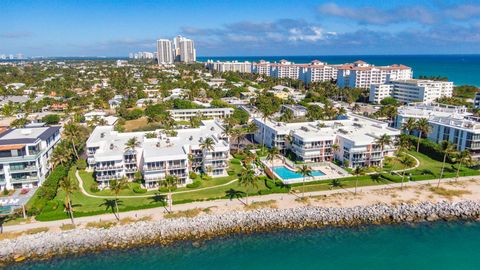 A home in Palm Beach Shores