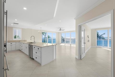 A home in Palm Beach Shores