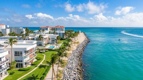 A home in Palm Beach Shores