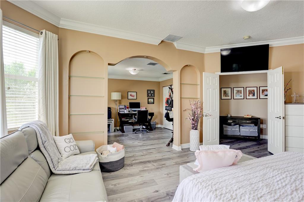 Riviera Isles II 170-53 B - Residential