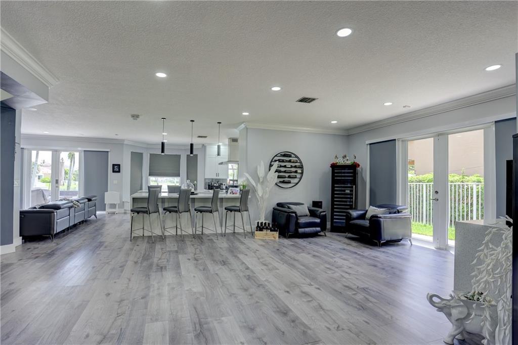 Riviera Isles II 170-53 B - Residential
