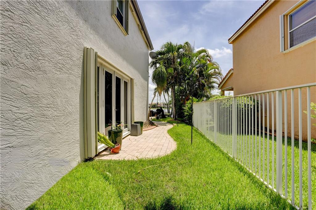 Riviera Isles II 170-53 B - Residential