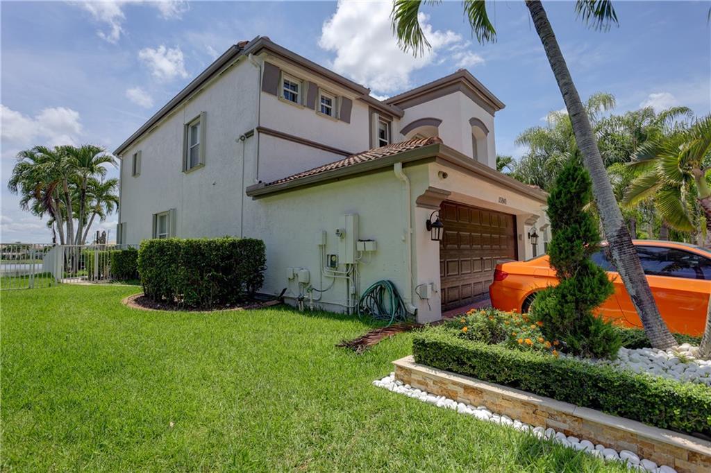 Riviera Isles II 170-53 B - Residential
