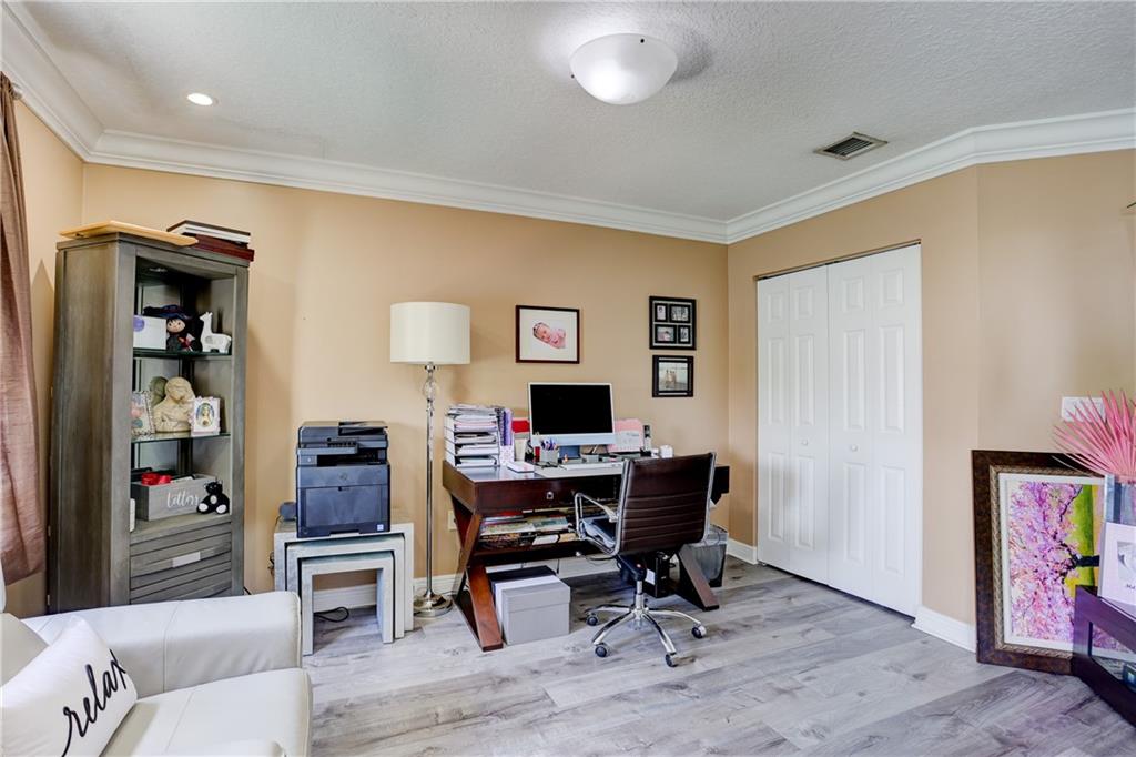 Riviera Isles II 170-53 B - Residential
