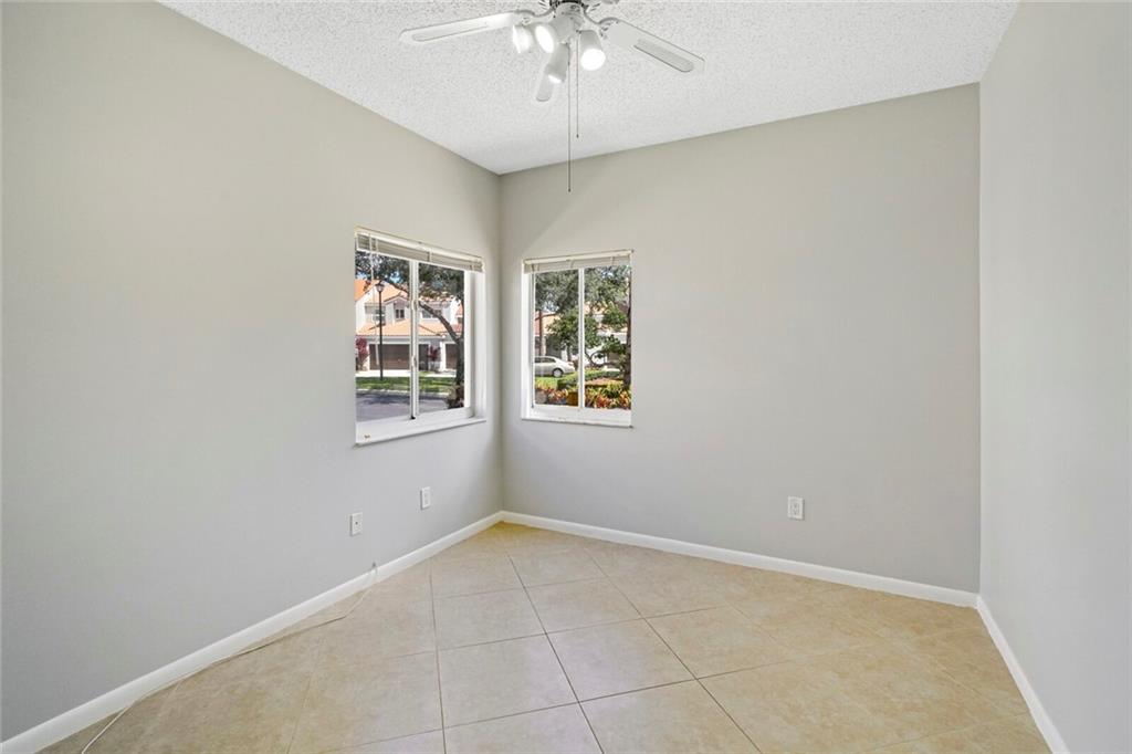 MISSION BAY - REFLECTIONS - Residential