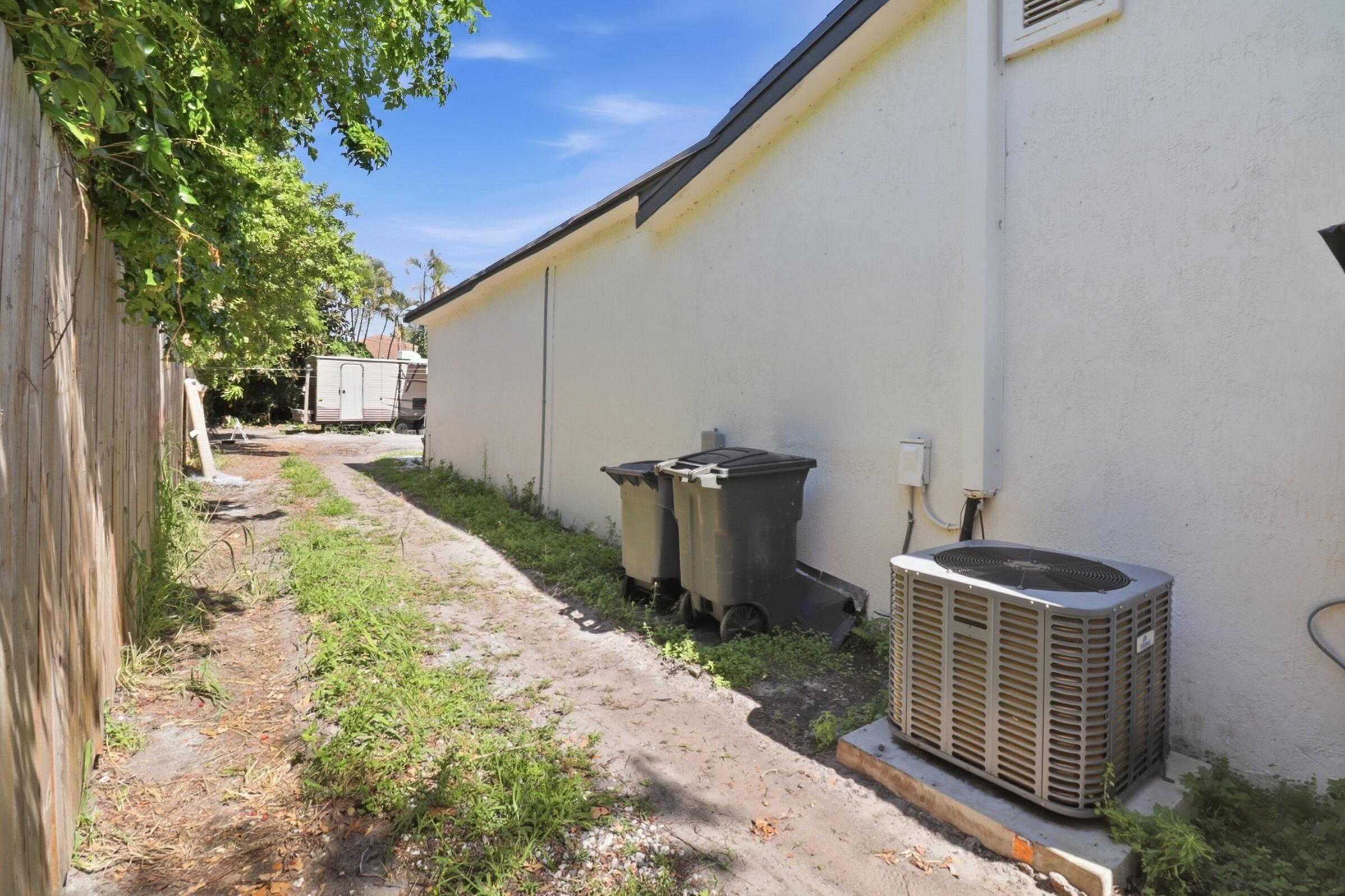 PINE AIR 6 - Residential