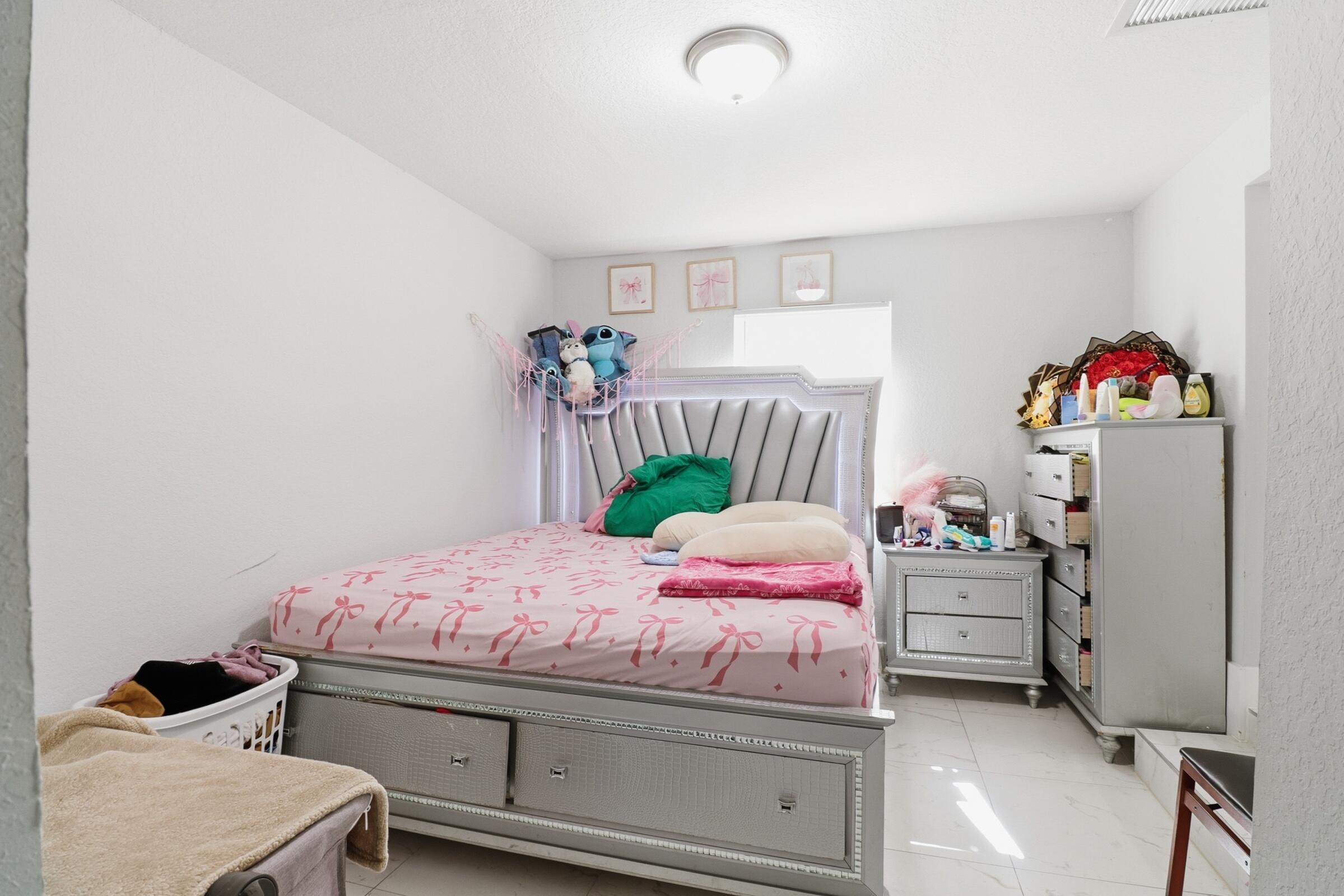 PINE AIR 6 - Residential