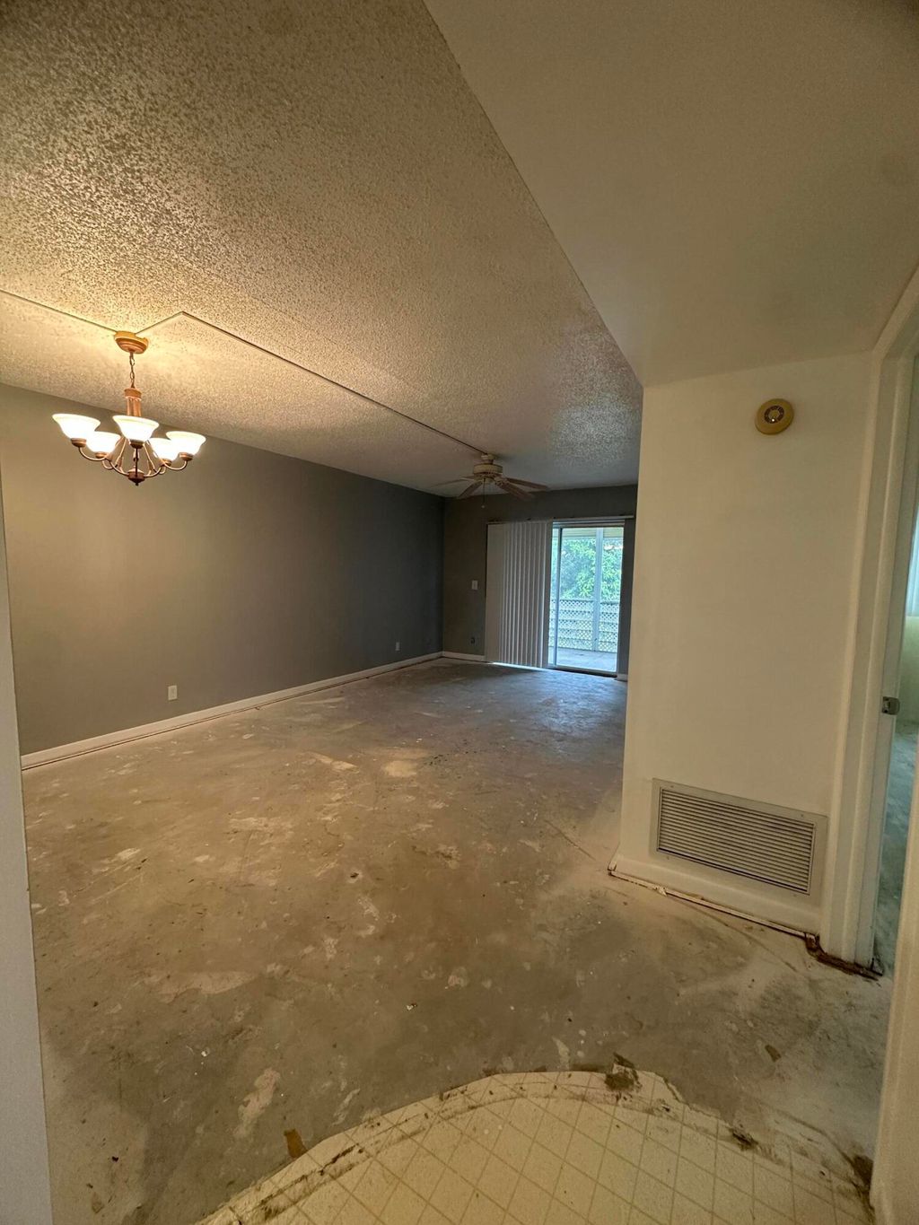 Photo of 2515 NE 1st Court #218, Boynton Beach, FL 33435 (MLS # R11122028)