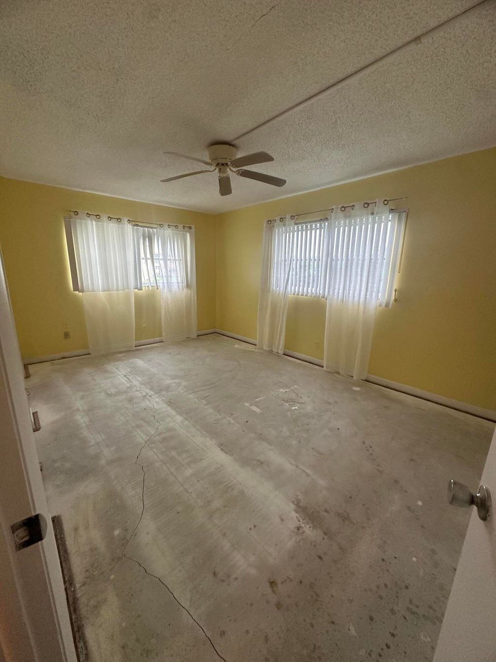 Photo of 2515 NE 1st Court #218, Boynton Beach, FL 33435 (MLS # R11122028)