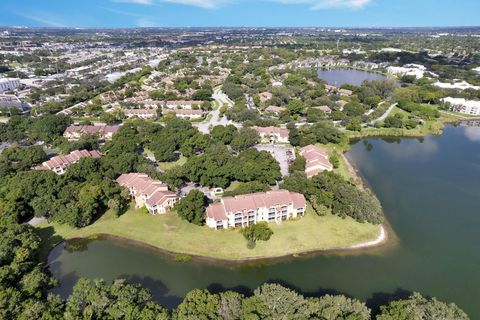 A home in Oakland Park