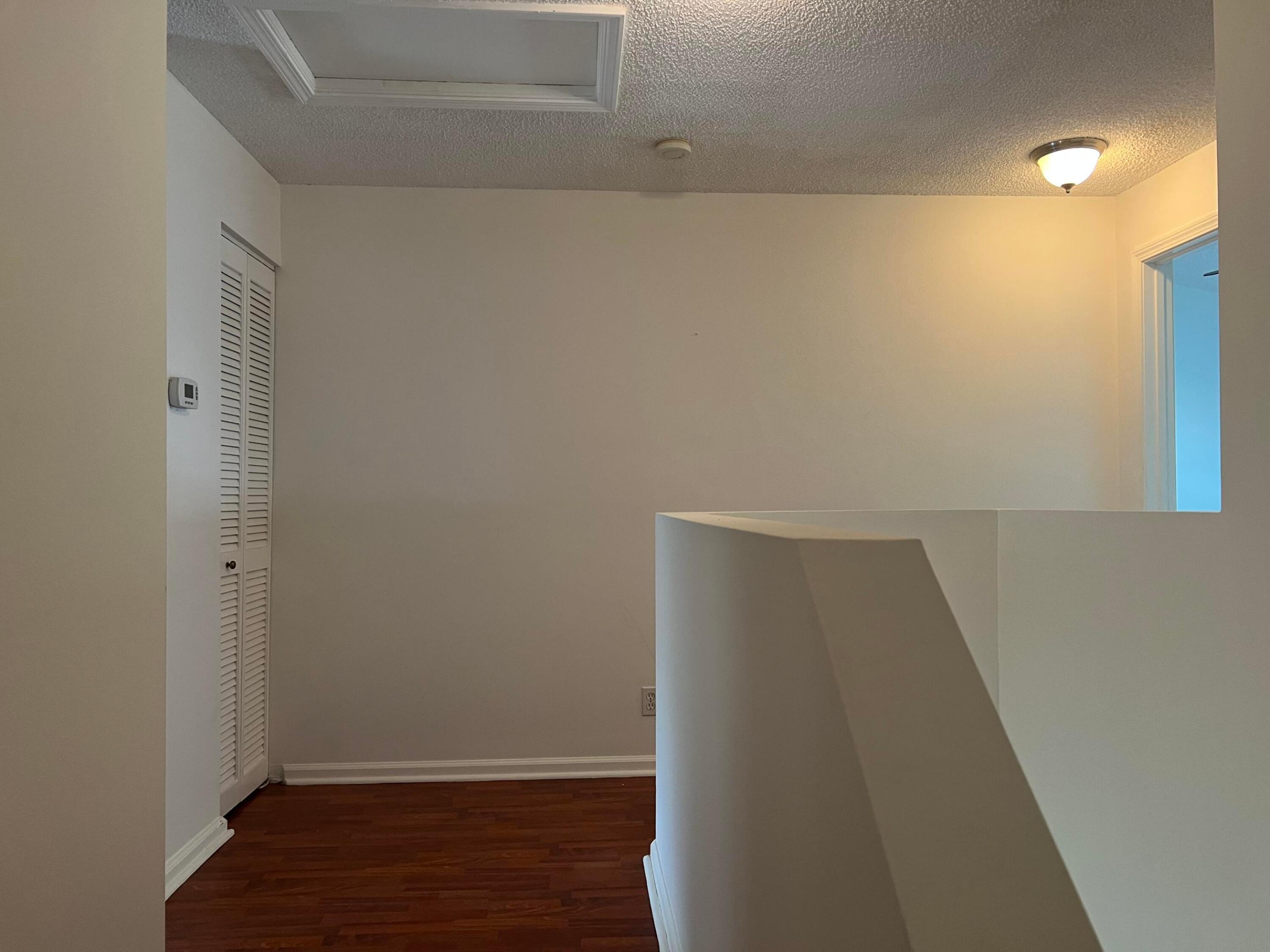 BANYAN OAKRIDGE COMMERCIAL PLAT - Residential Lease