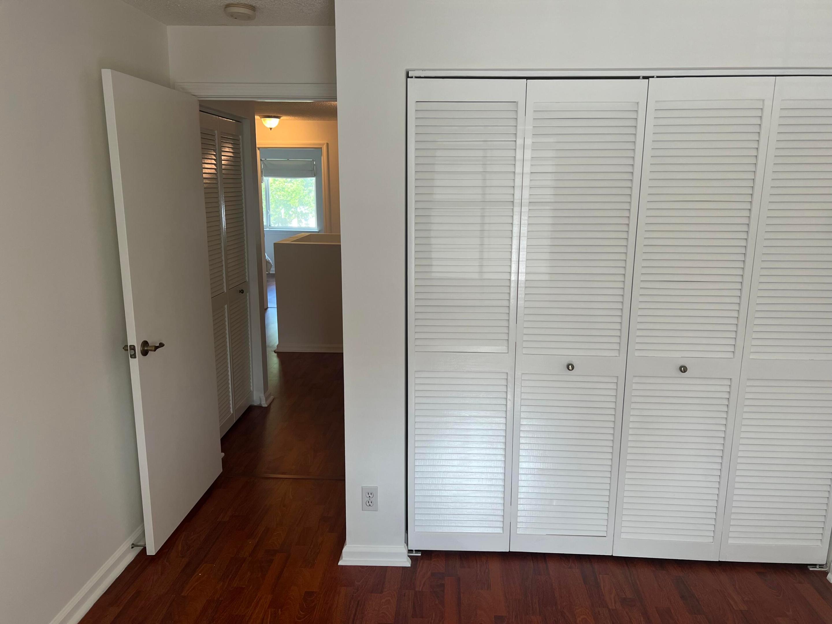 BANYAN OAKRIDGE COMMERCIAL PLAT - Residential Lease