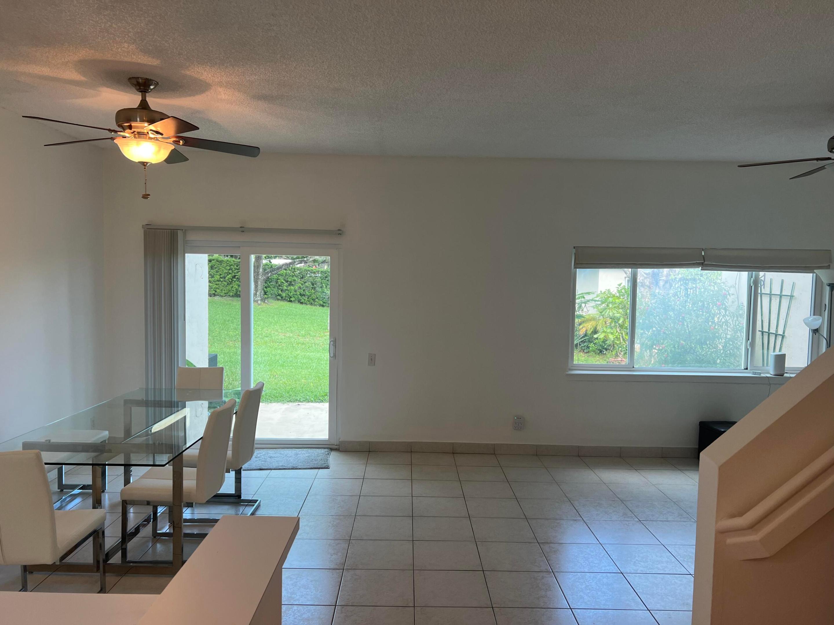 BANYAN OAKRIDGE COMMERCIAL PLAT - Residential Lease