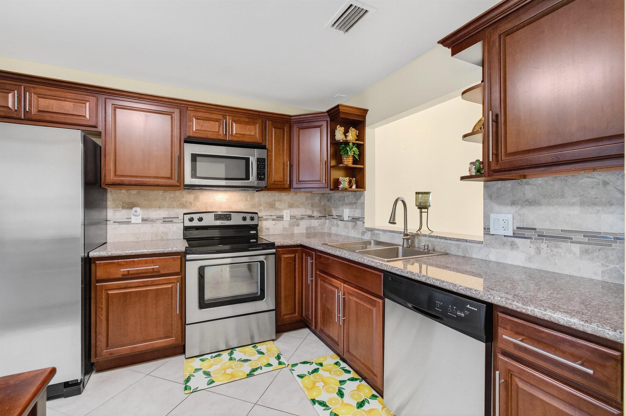 View photos, virtual tours, details... 4330 Lucerne Villas Lane