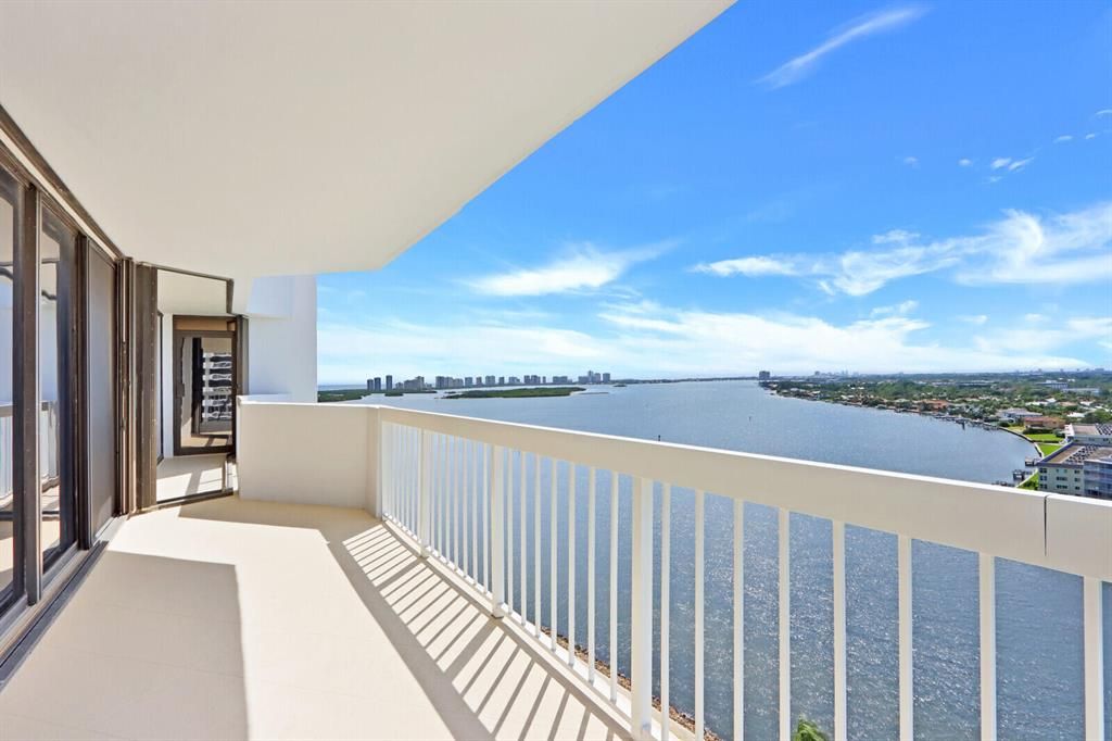 Photo of 115 Lakeshore Drive #1748, North Palm Beach, FL 33408 (MLS # R10753670)