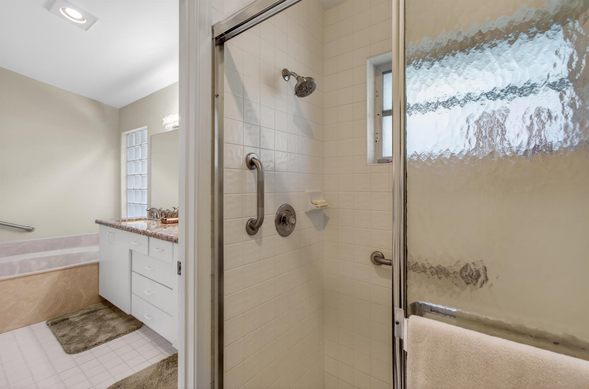 PALM ISLES - Residential