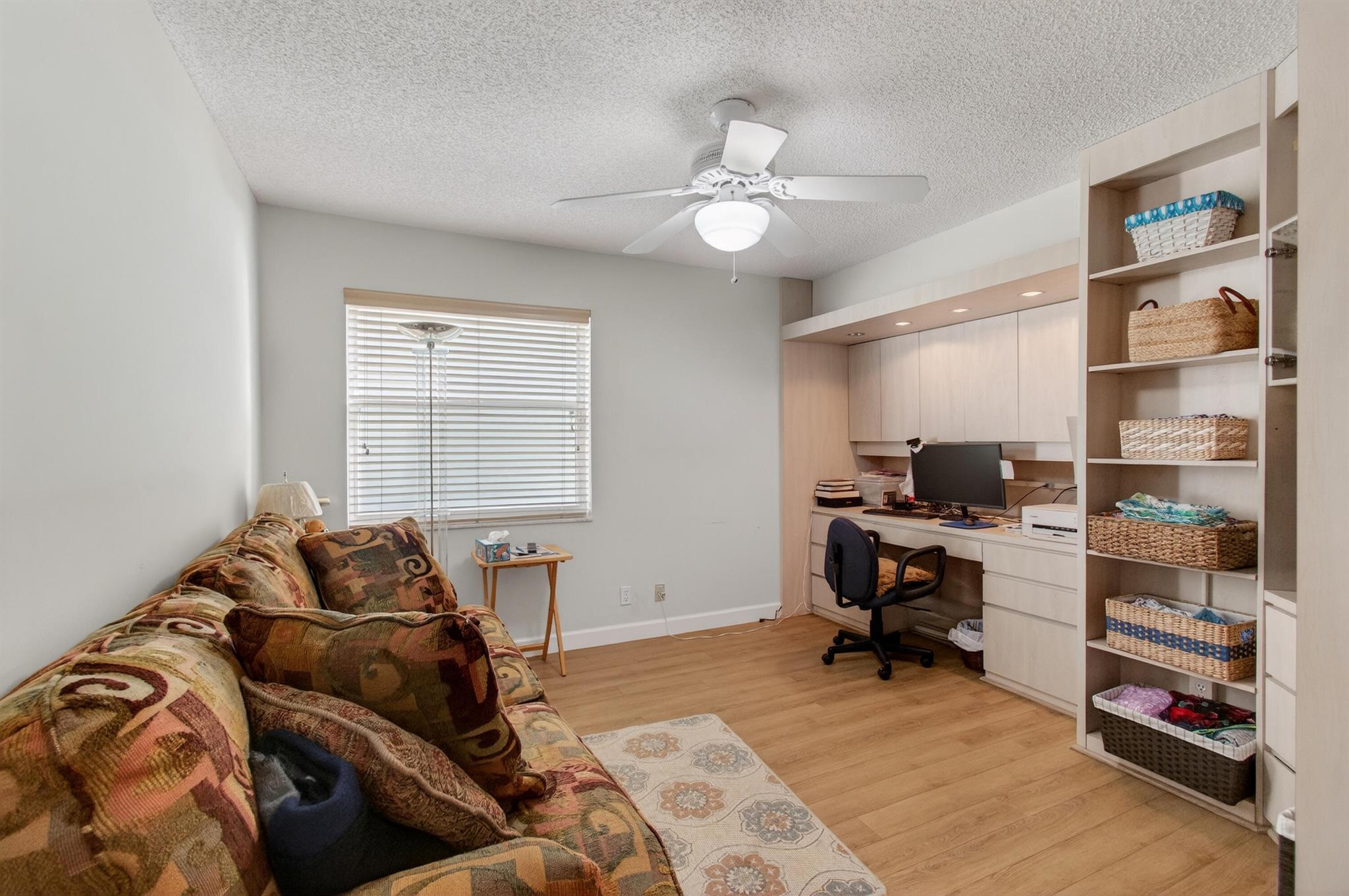 PALM ISLES - Residential