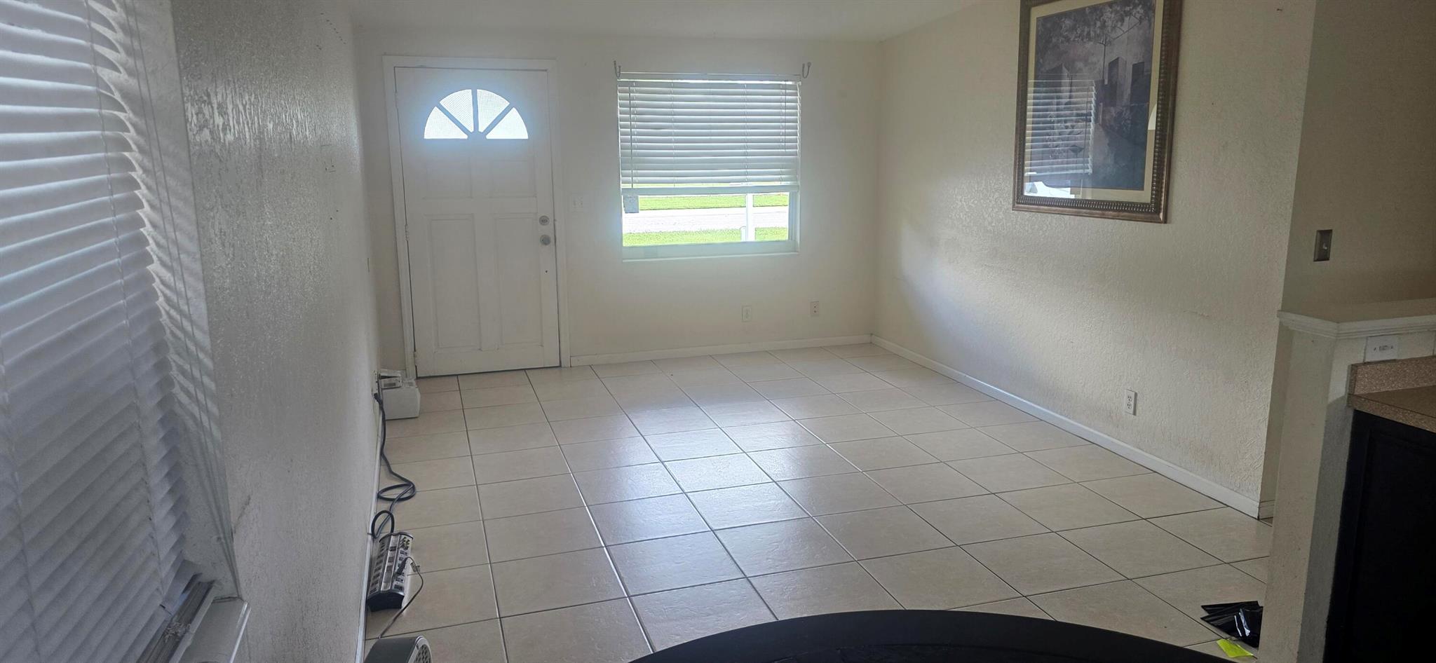 PALM BEACH CABANA COLONY - Residential