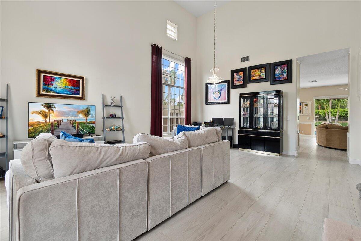 4085 Wellington Shores Drive