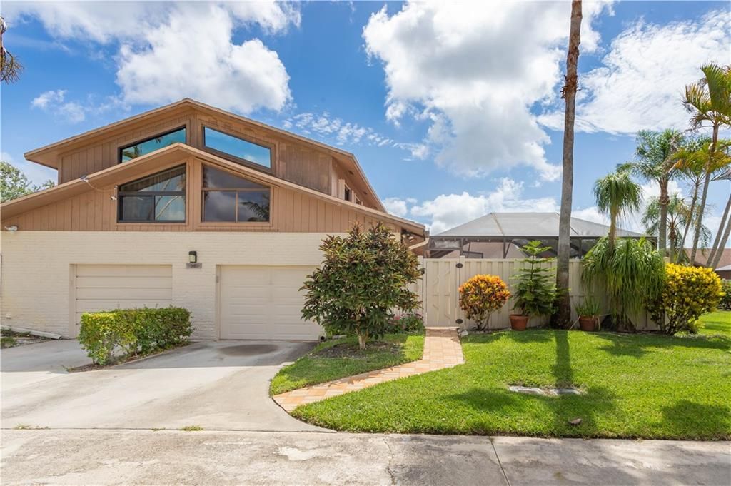 Photo of 9732 Boca Gardens Cir #D, Boca Raton, FL 33496 (MLS # F10288219)