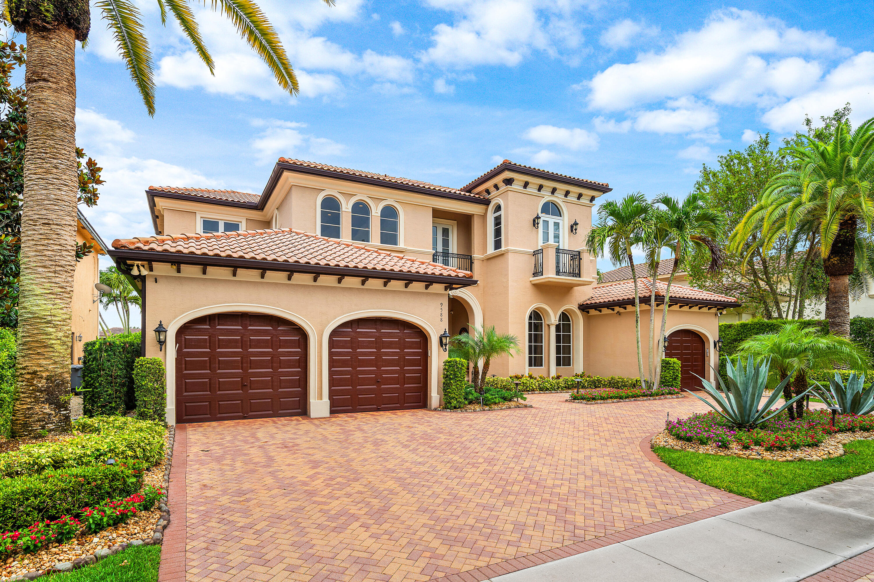 9588 Bridgebrook Drive