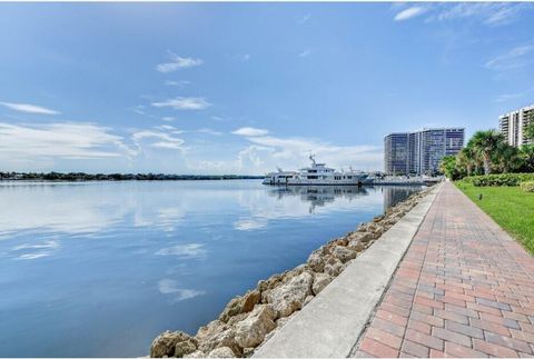 Photo of 124 Lakeshore Drive #8280, North Palm Beach, FL 33408 (MLS # B26041781)