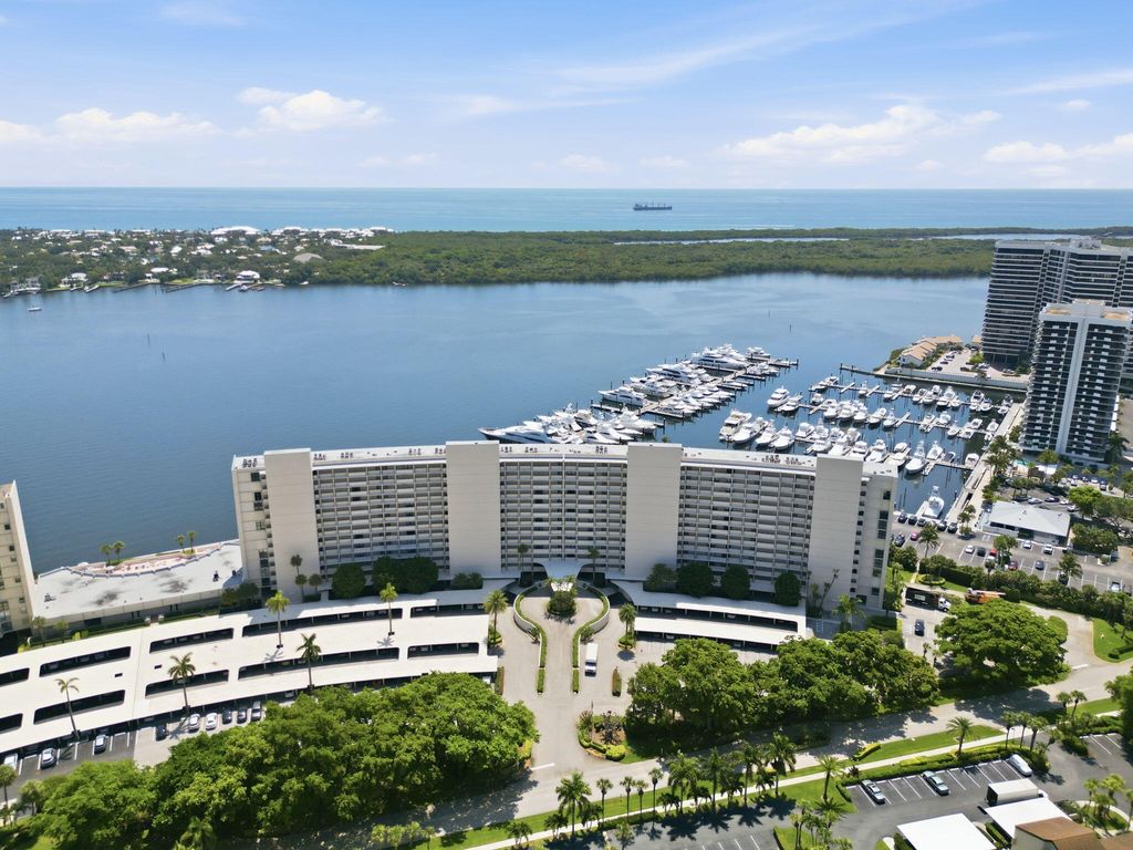 Photo of 124 Lakeshore Drive #8280, North Palm Beach, FL 33408 (MLS # B26041781)