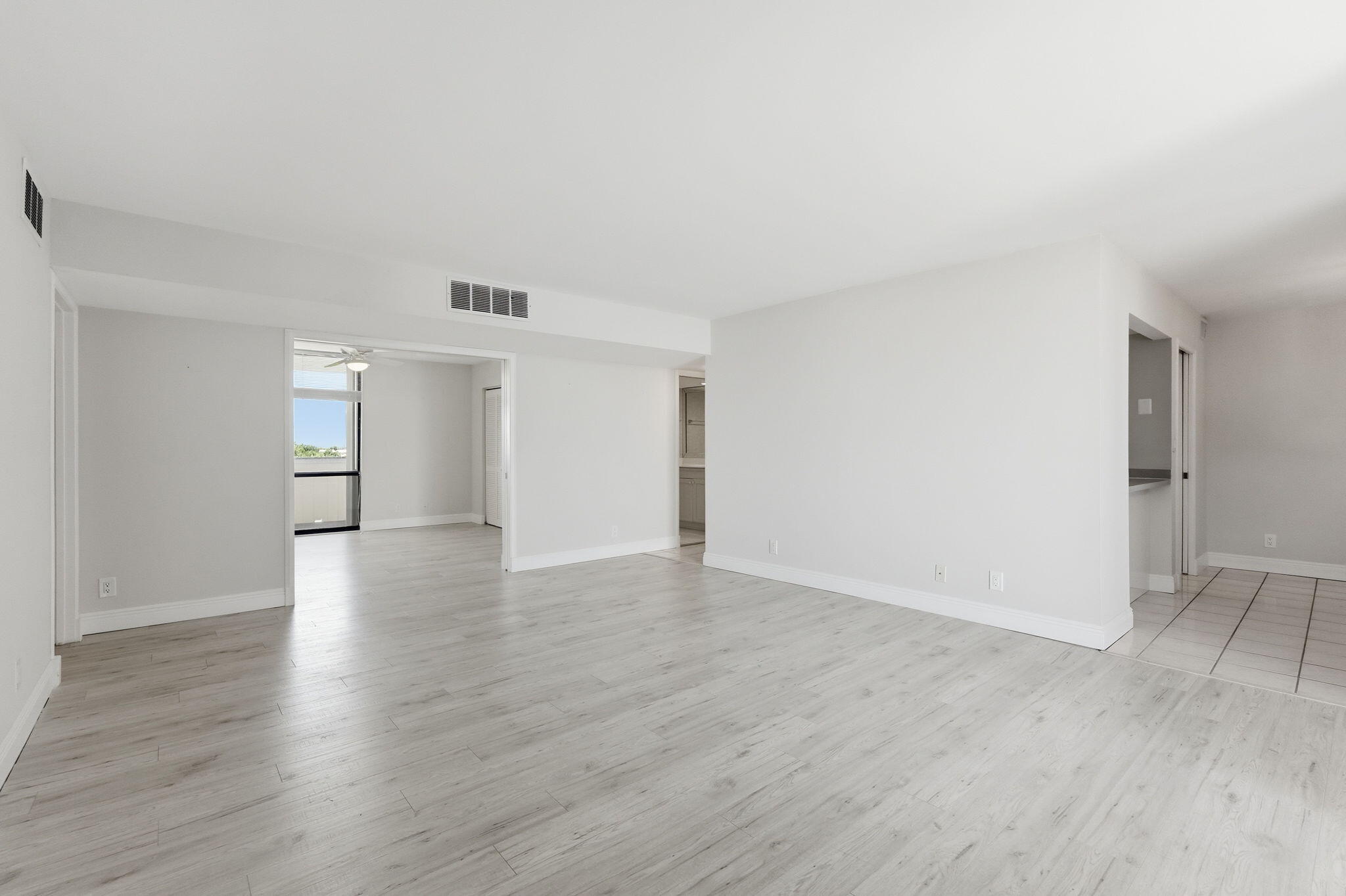 124 Lakeshore Drive 8280, North Palm Beach FL 33408