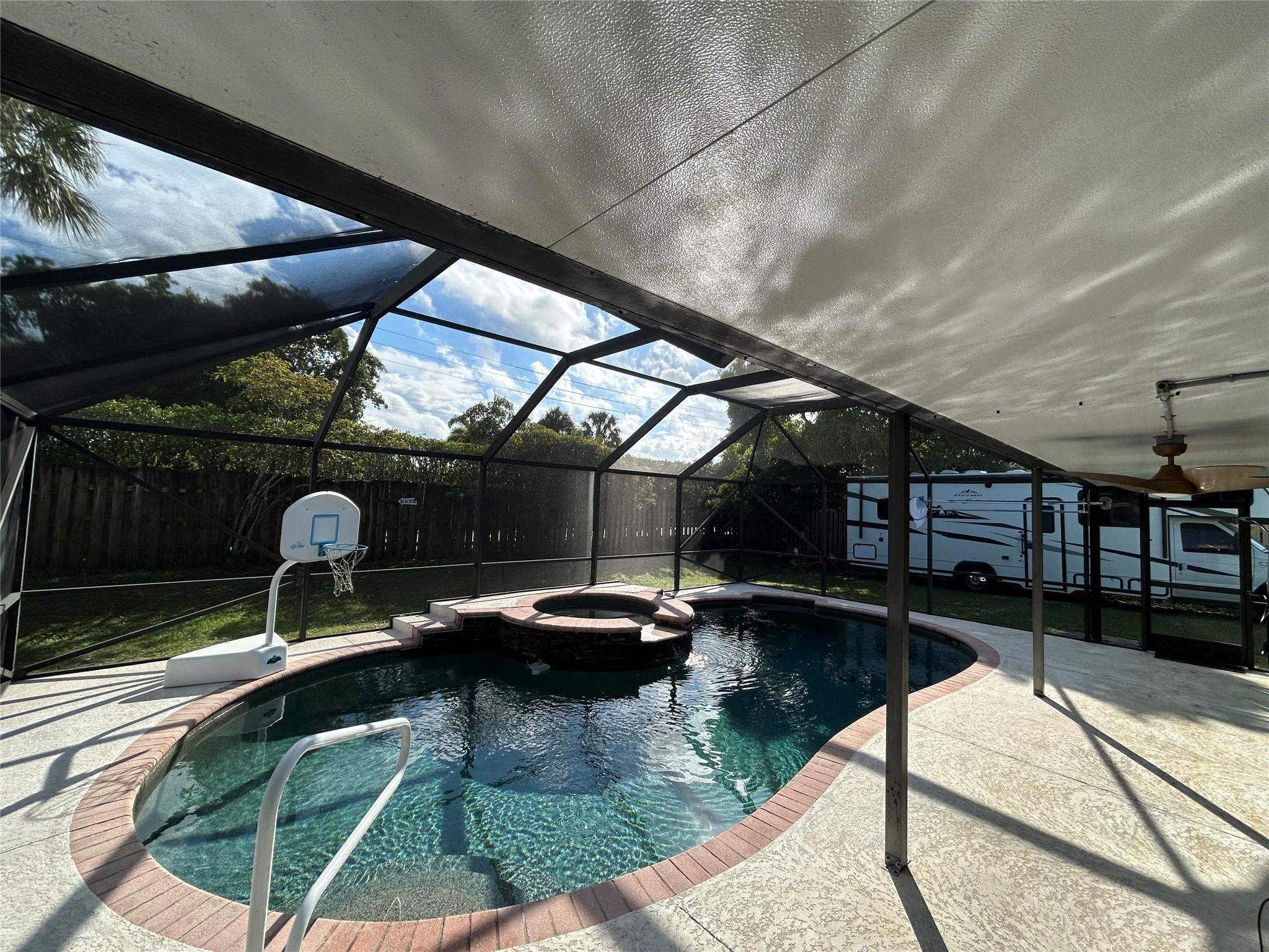 Southwind Lakes - Residential