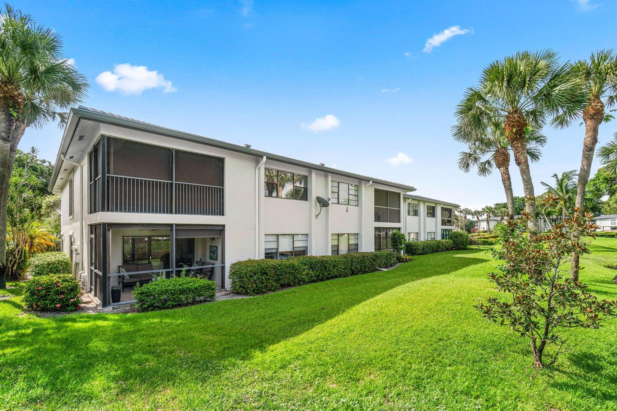 SOUTHPORT AT HUNTERS RUN - Residential