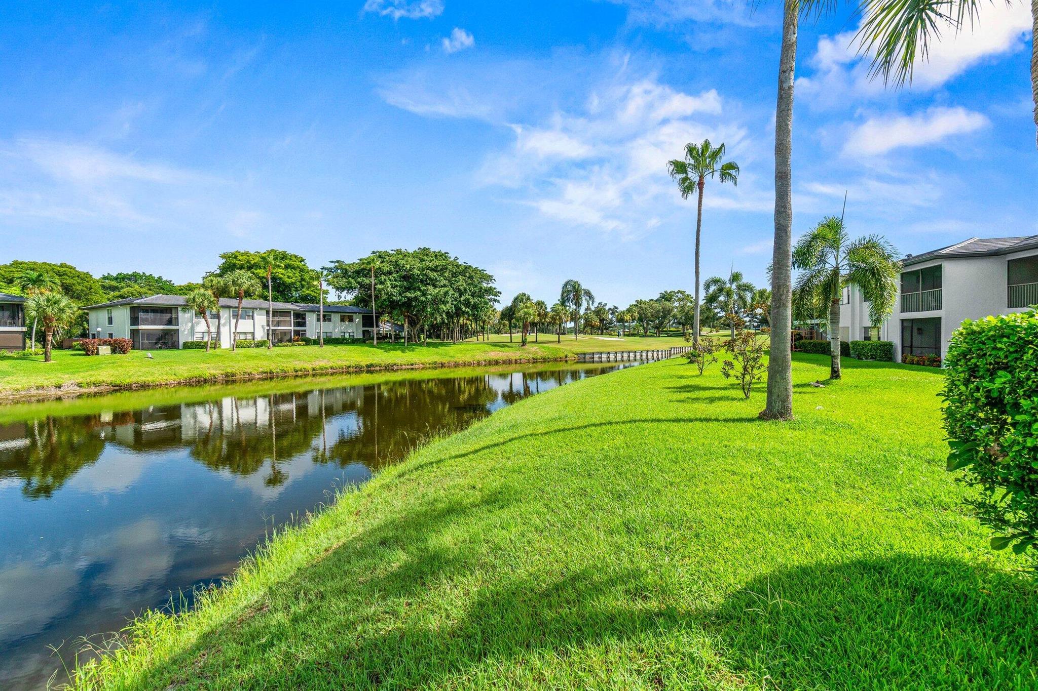 SOUTHPORT AT HUNTERS RUN - Residential